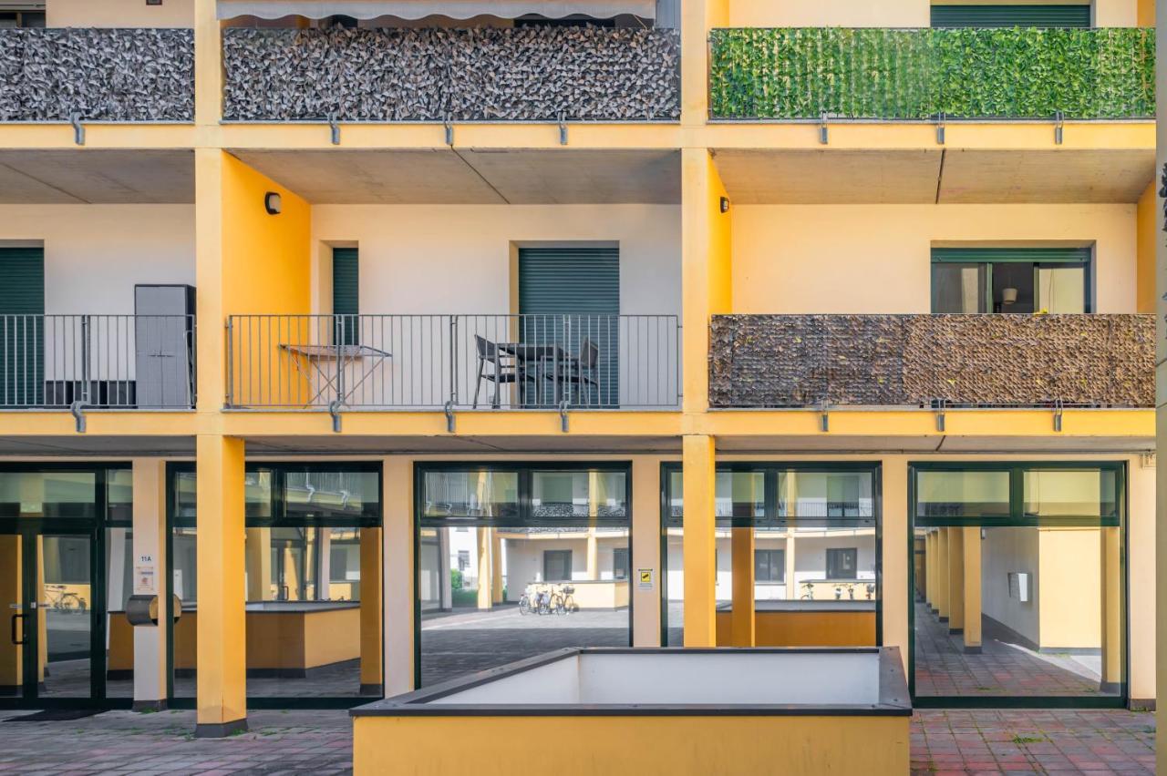 Parma Residential Apartment Con Balcone Extérieur photo